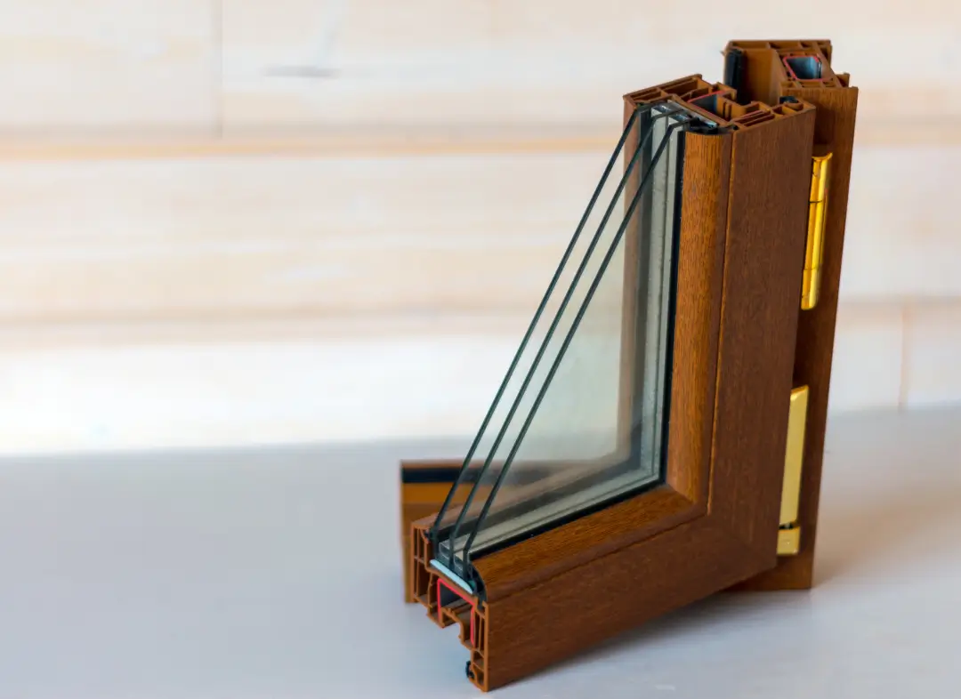 Installation de fenêtre en bois sur mesure Aytré